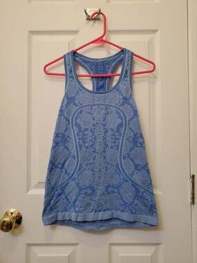 Lululemon Swiftly Tech Racerback Tank Top Blue Snakeskin Print